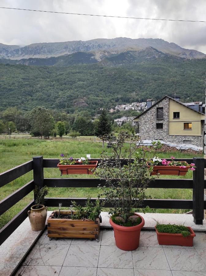 L'Artiga Apartamento Sesué Exterior foto